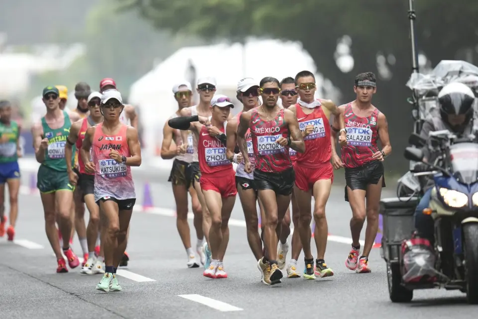 女子, AA 女子, AA