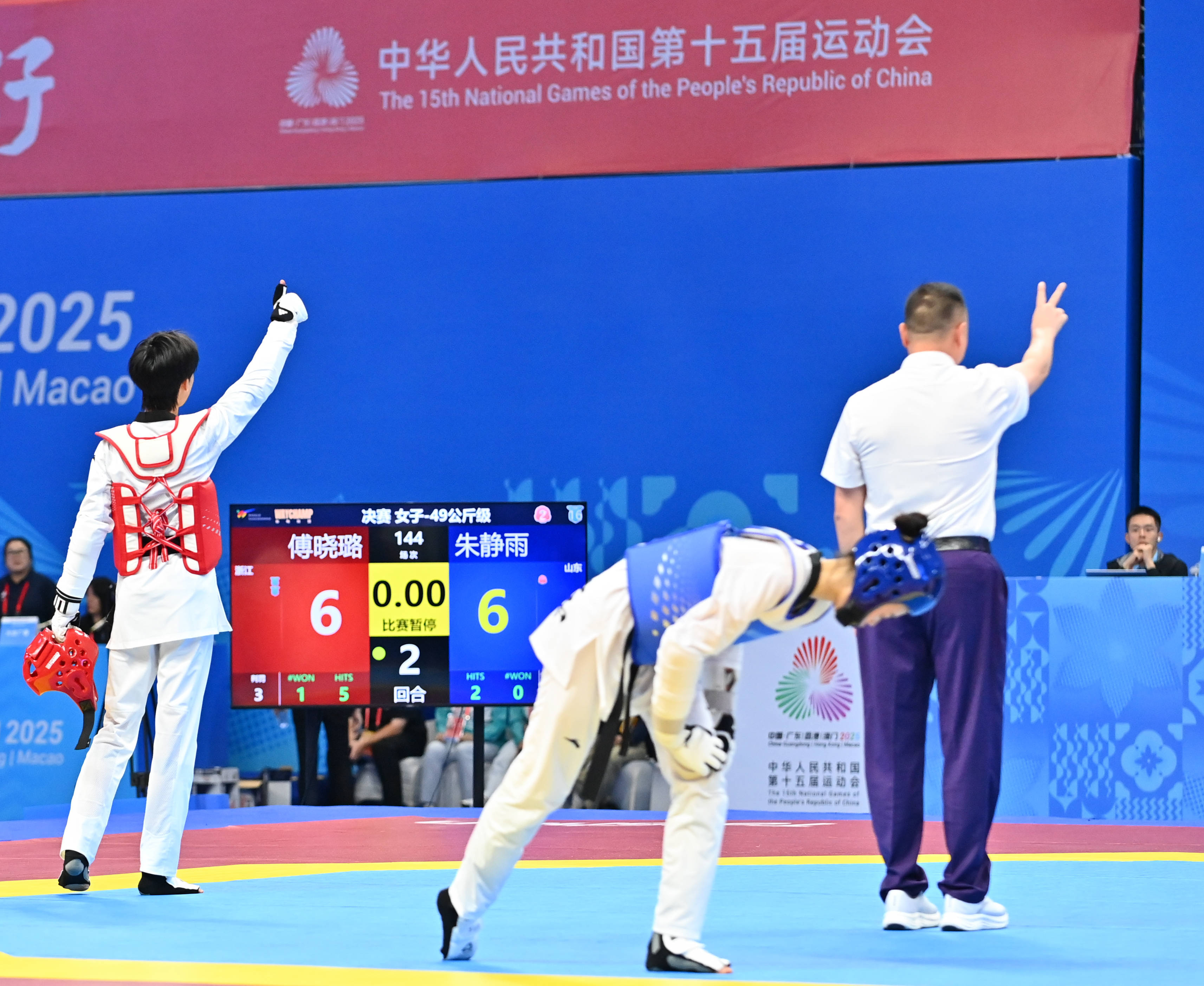 新华社记者 新华社记者