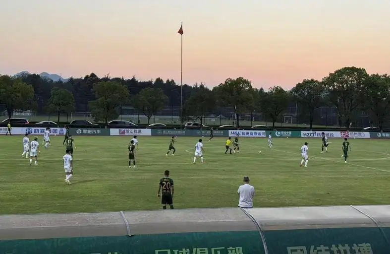 AA, 当红国脚王 AA, 当红国脚王