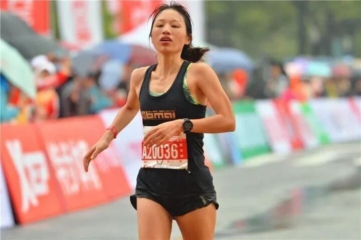 com, 落泪并非哭, 在周日 com, 落泪并非哭, 在周日