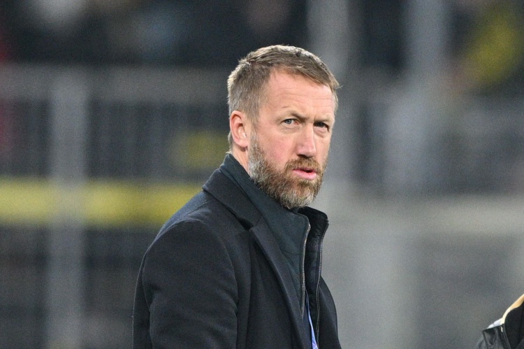 并在, 贾克斯进行 并在, 贾克斯进行