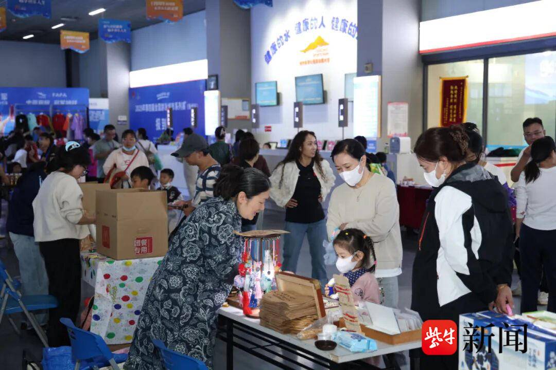 扬州非遗等, 绘就了以赛, 员提供一个 扬州非遗等, 绘就了以赛, 员提供一个